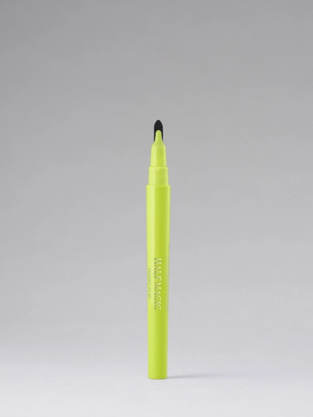 Half Magic Magic Flik Eyeliner Pen in Flikking Fierce (Black)